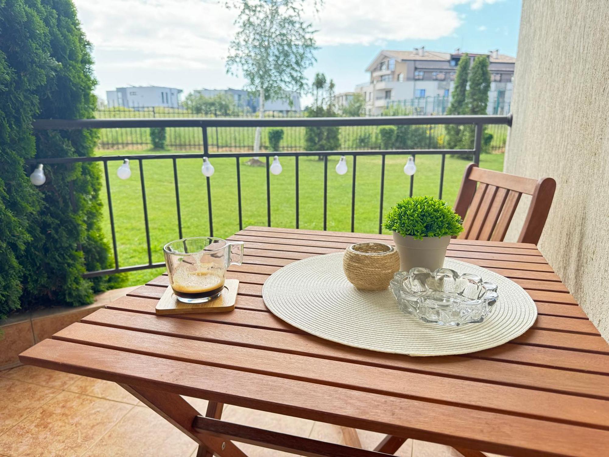 Mayana Beach Appartament Бургас Екстериор снимка